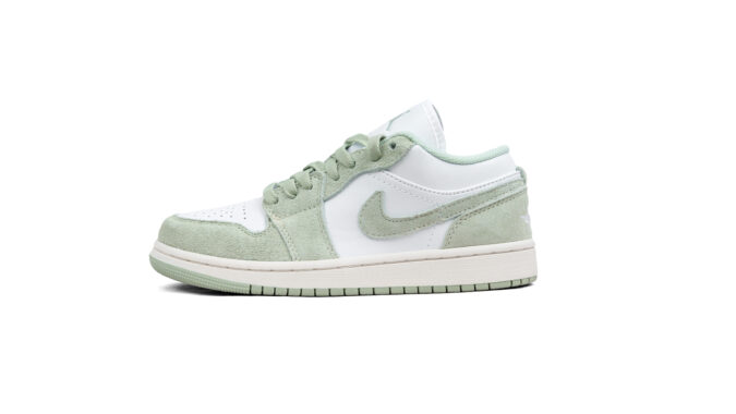 Air Jordan 1 Low SE