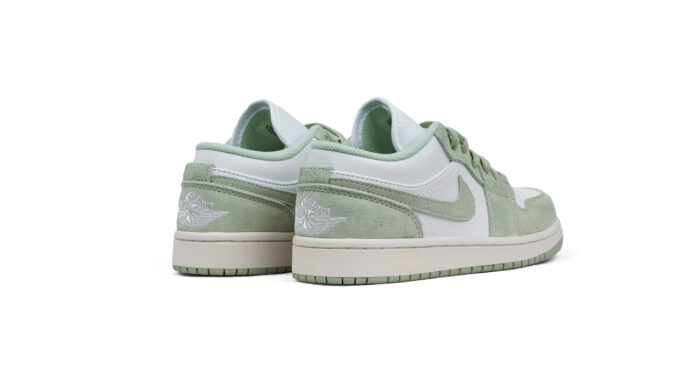 Air Jordan 1 Low SE – Image 4