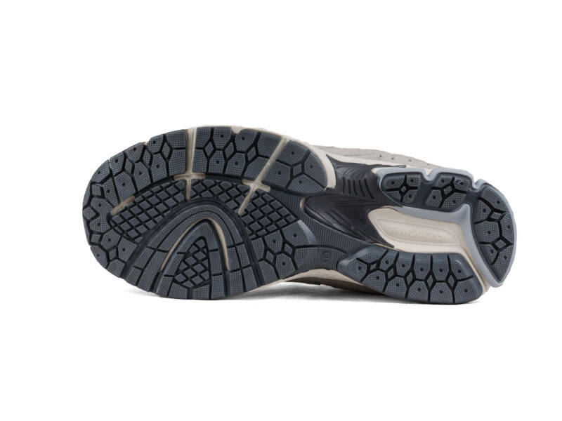 New Balance 2002R Gris – Image 3