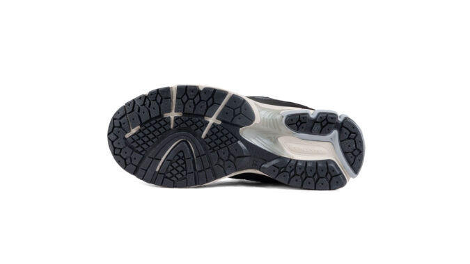 New Balance 2002R Noir – Image 4