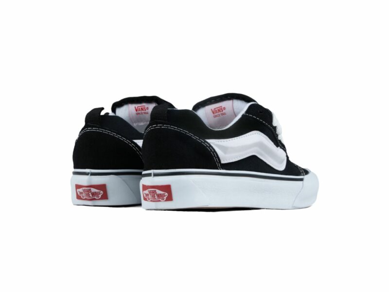 Vans – Image 3