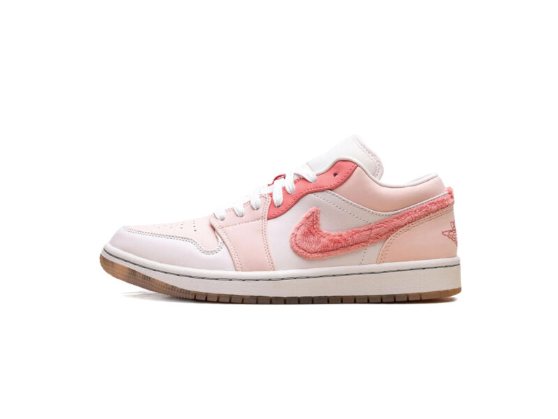 Air Jordan 1 Low SE 'Mighty Swooshers Pink'