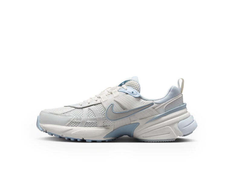 Nike V2K Run 'Platinum/Chrome'